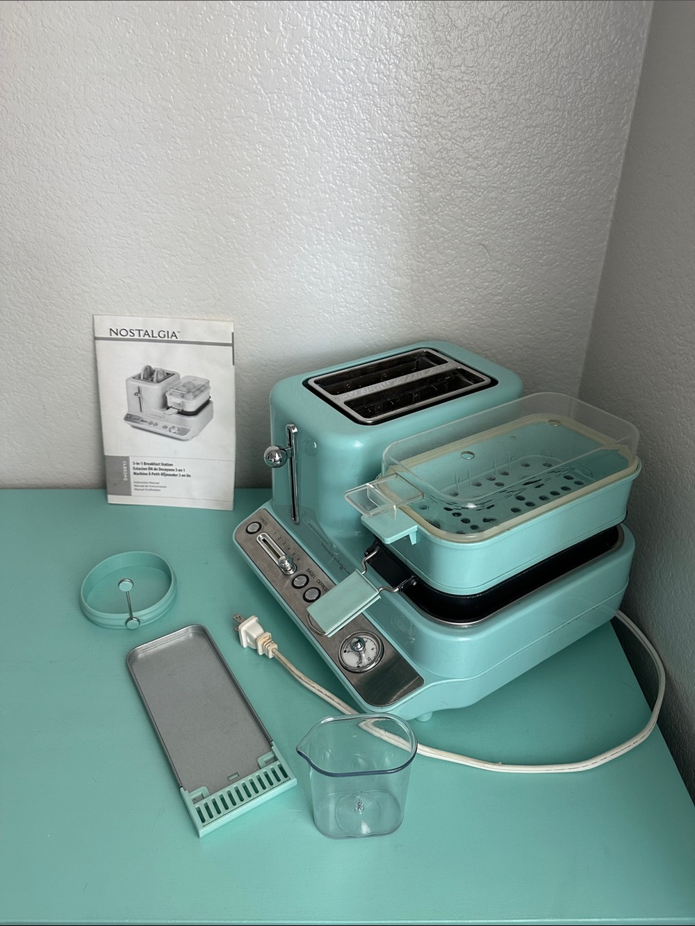 Nostalgia Classic Retro 3-in-1 Breakfast Station used, great condition. - Picture 4 of 17